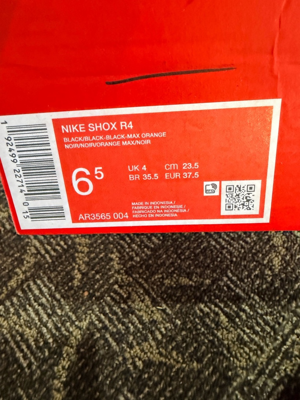 Nike Shox R4 - Picture 12 of 13